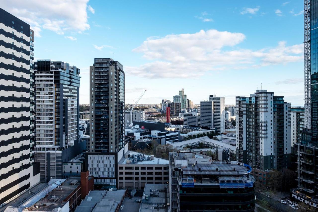 Roomerang At Eureka Tower Melbourne Exterior photo